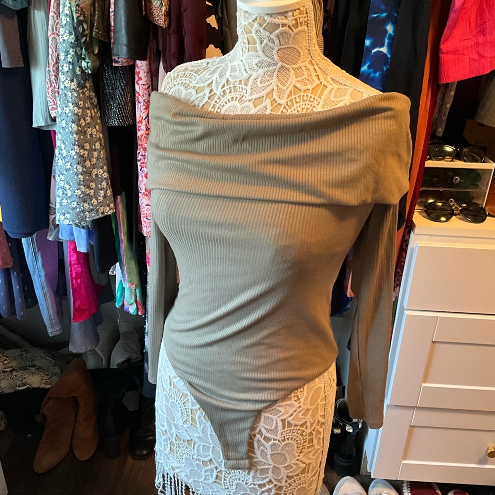 AFRM x Nordstrom off the shoulder bodysuit size Medium NWT